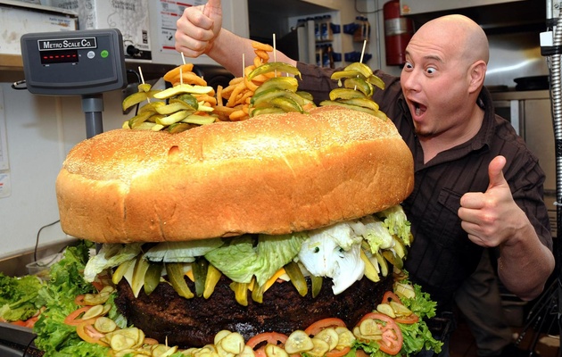 wp-wp-content-uploads-2013-01-mega-hamburger.jpg